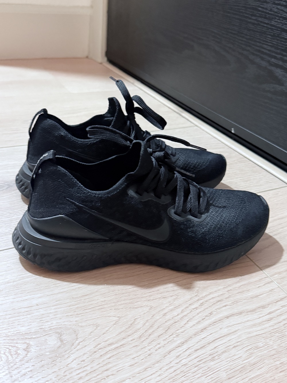 Nike Black React Running Athletic Shoes Womens Size 8